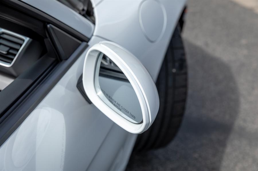 Детали экстерьера Porsche Boxster Spyder (981) 2016 года  (фото 30 из 72)